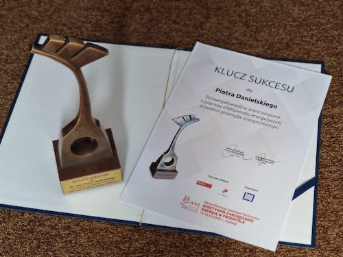 Klucz Sukcesu dla Piotra Danielskiego - nagroda za wkład w rozwój efektywności energetycznej przemysłu