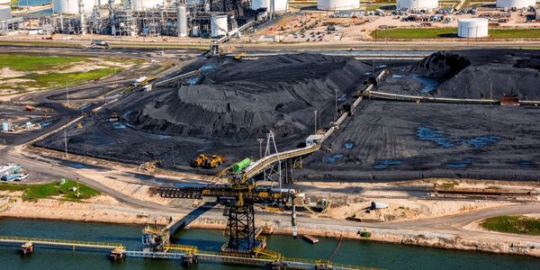 przyszłość paliw kopalnych db energy